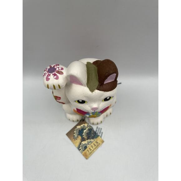 NEW 5” Hand Made Paper Mache Kyugetsu Doll Cat “Maneki-Neko” Made In Japan - Picture 2 of 8
